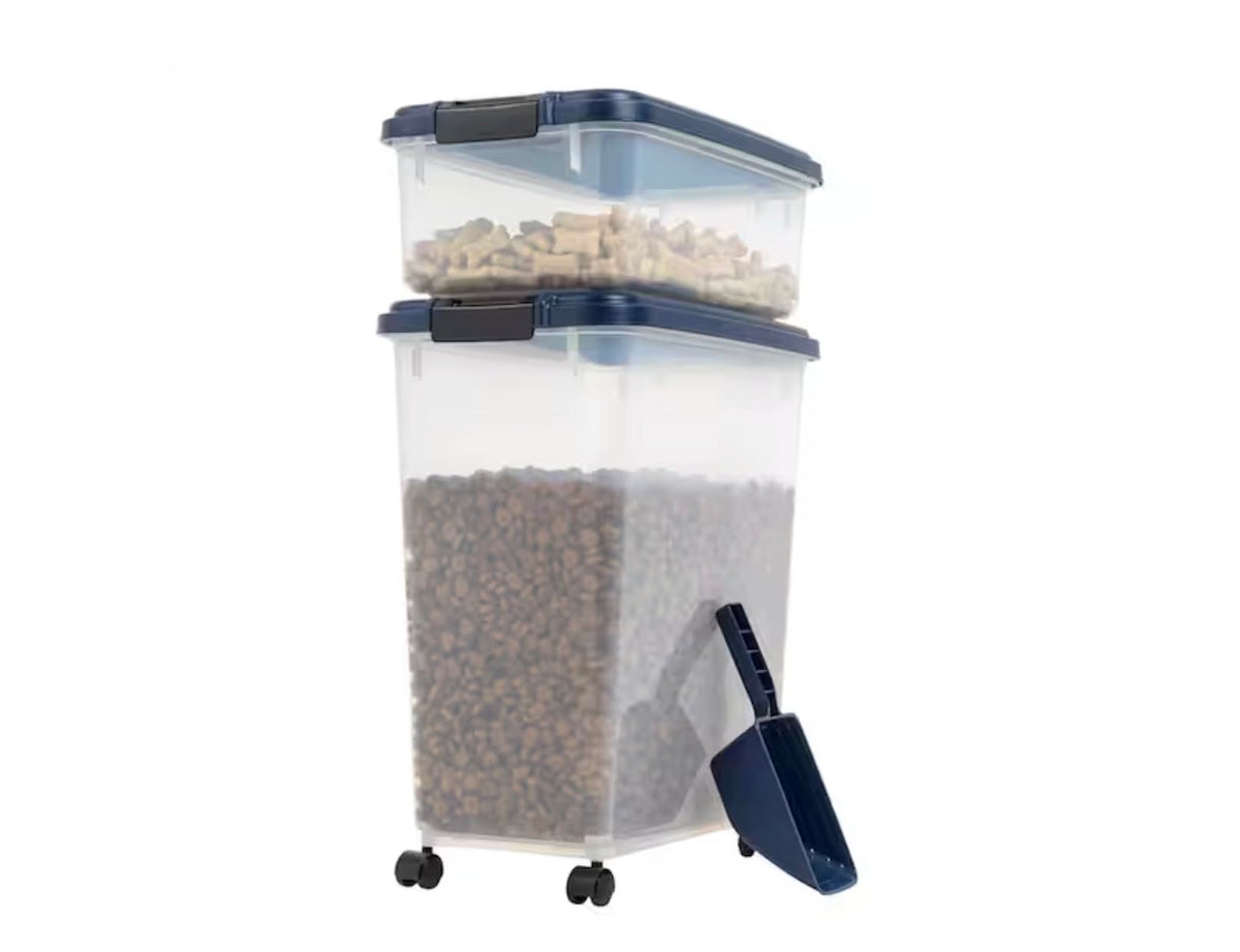 Airtight Pet Food Storage Combo with Scoop P1605
