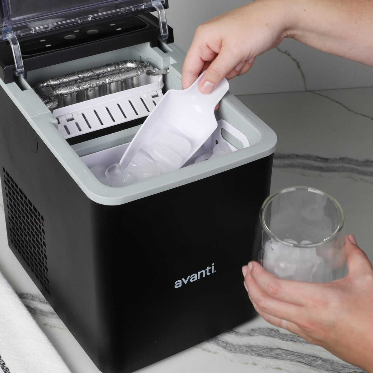 Black Countertop Ice Maker with Scoop N30598