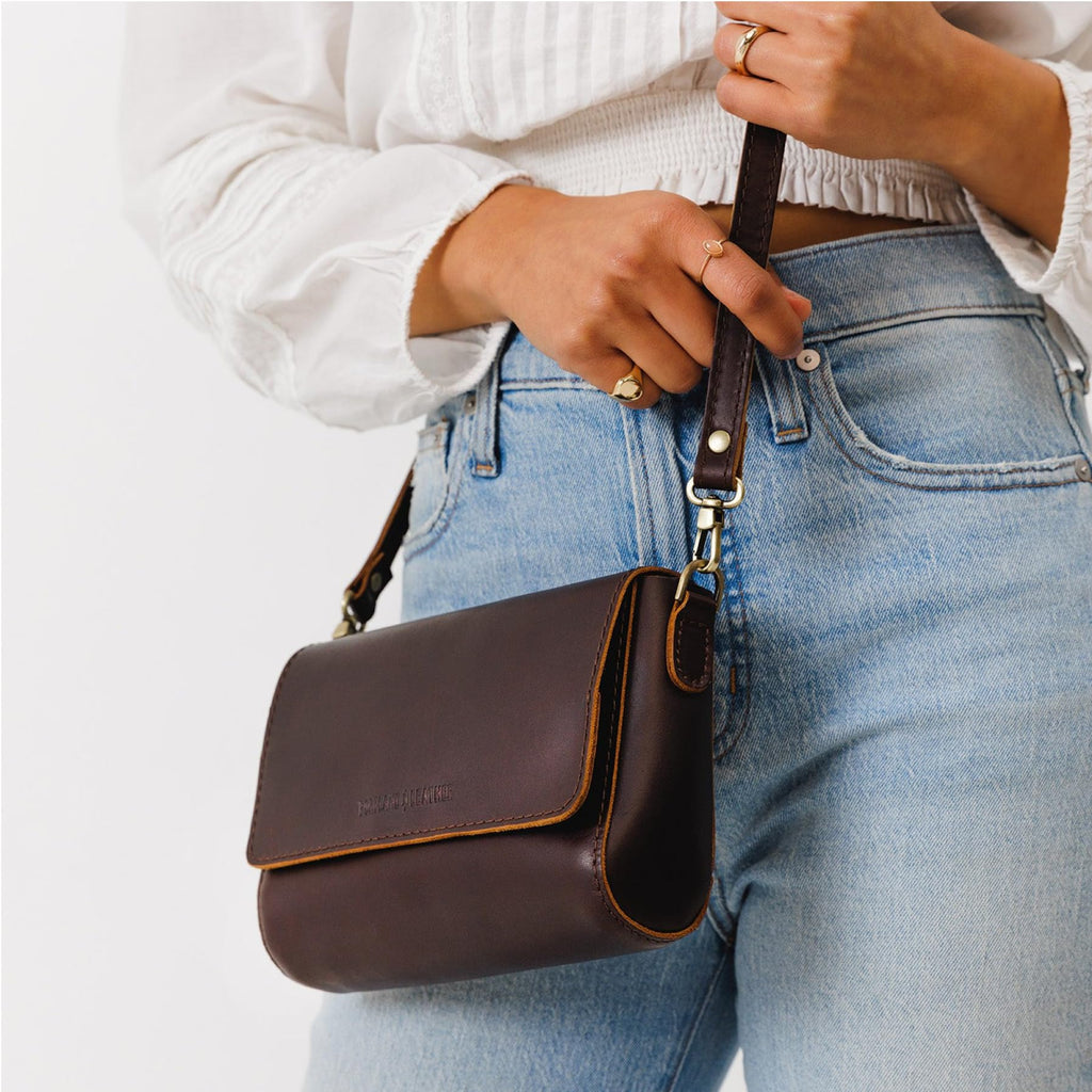 Leather Crossbody Bag M4271